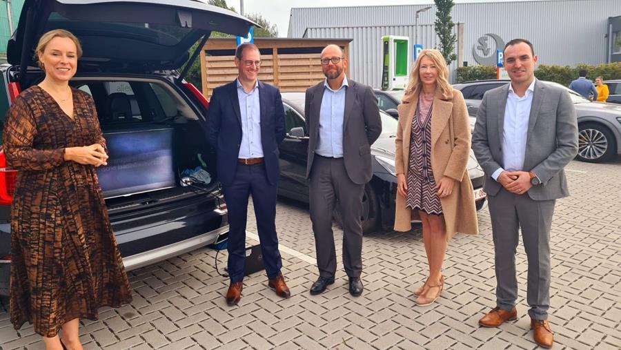 La secrétaire d'État œuvre pour obtenir transparance des prix des infrastructures de recharge électrique