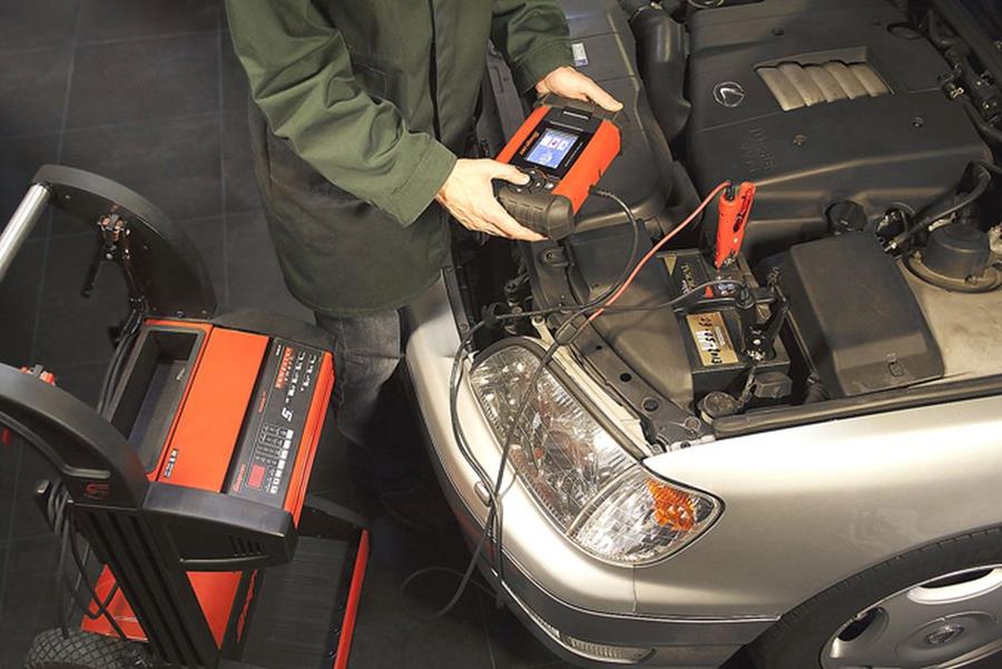 Equiper les garages de chargeurs intélligents