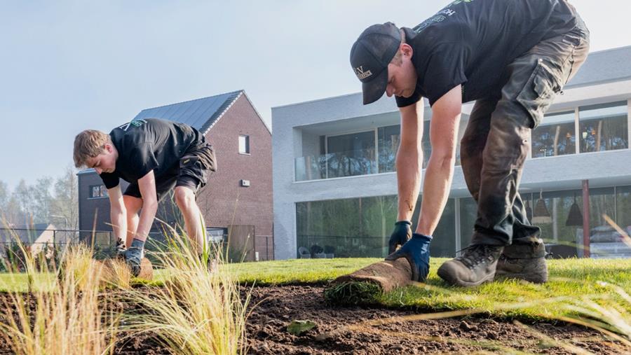 DCM blijft investeren in de tuinaannemer
