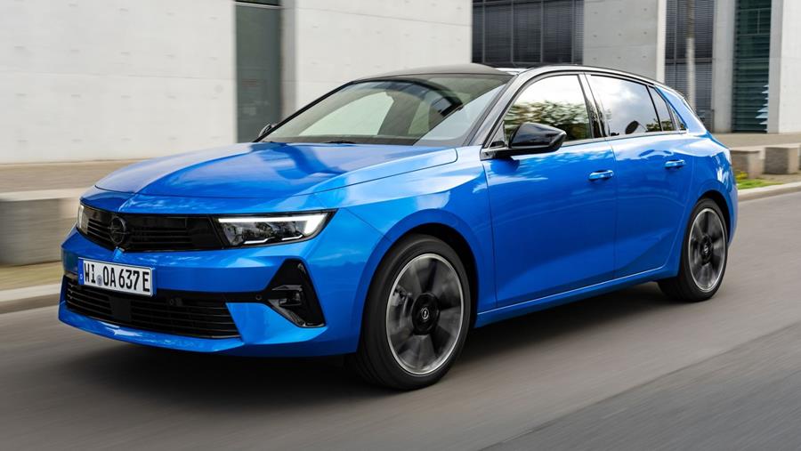 La populaire Opel Astra se dote d'une motorisation entièrement électrique
