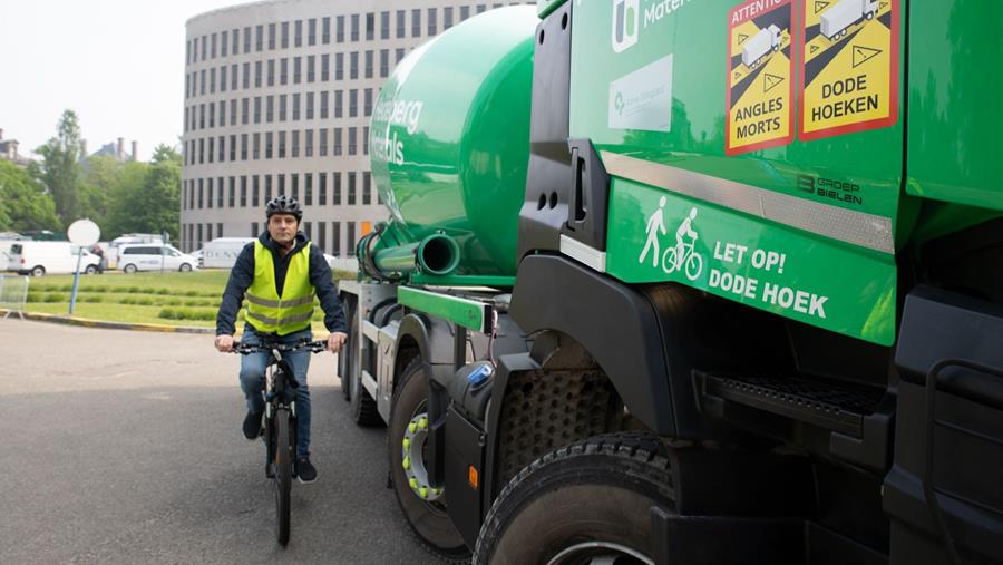 Des recherches de la VUB permettent de sauver des vies sur la route
