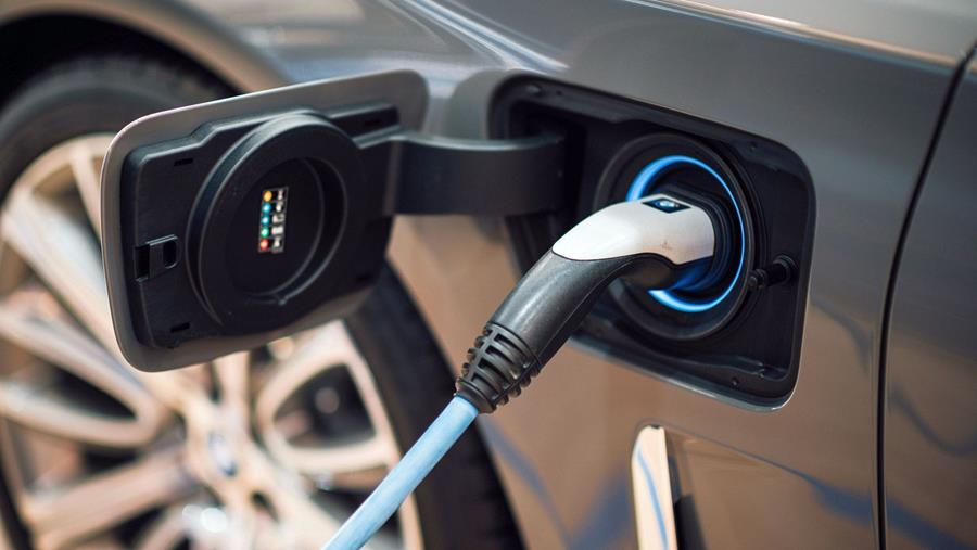 Près de 5 fois plus de voitures de fonction électriques en 2 ans