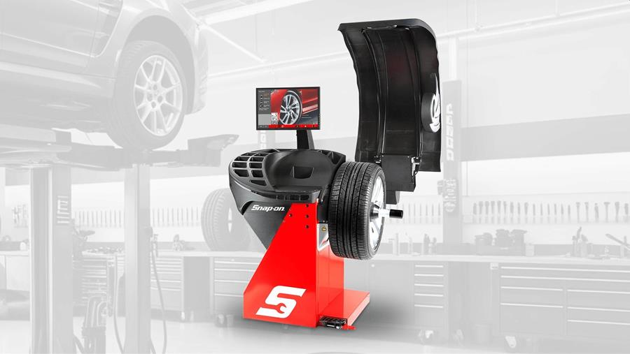 La machine d’équilibrage Snap-on EEWB336AEA détecte les moindres déséquilibres