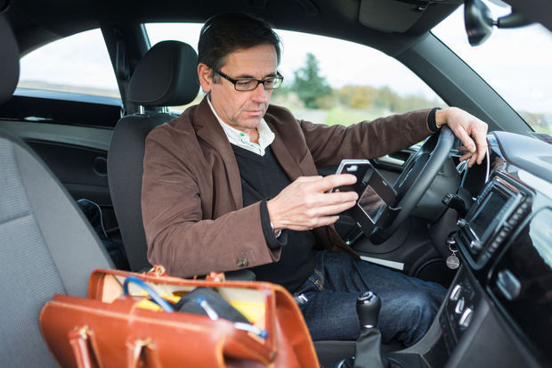4 médecins sur 10 ont du mal à trouver une place de parking réglementaire