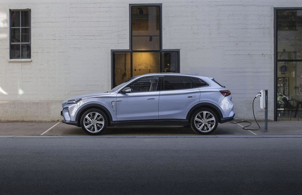 La (haute) tension grimpe, la frustration aussi 